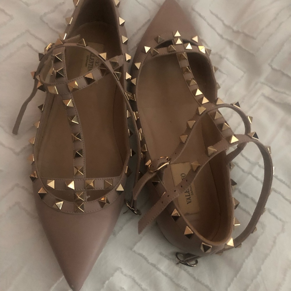 Valentino Garavany flats 🥿size 39
